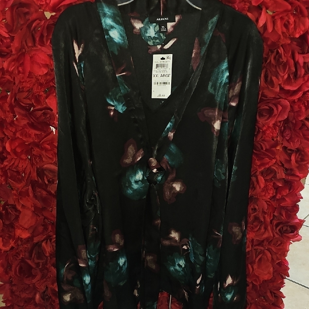 Alfani NWT Women's Black Rose Blend Blouse with Floral Accents Size XXLarge